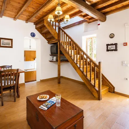 Villa Antigoni Alikias