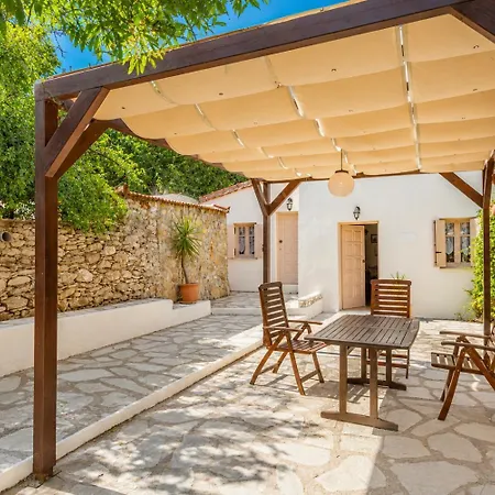 Antigoni Villa Alikias